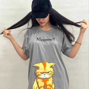 تیشرت لانگ با طرح چاپی گربه عصبی زنانه