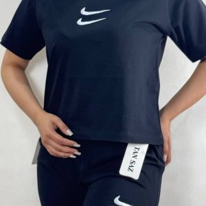 ست کراپ و شورتک گلدوزی نایک زنانه