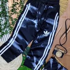 شلوار ورزشی بچگانه آدیداس مشکی | راحتی و استایل اسپرت برای کوچولوهای خوشتیپ 🖤⚽